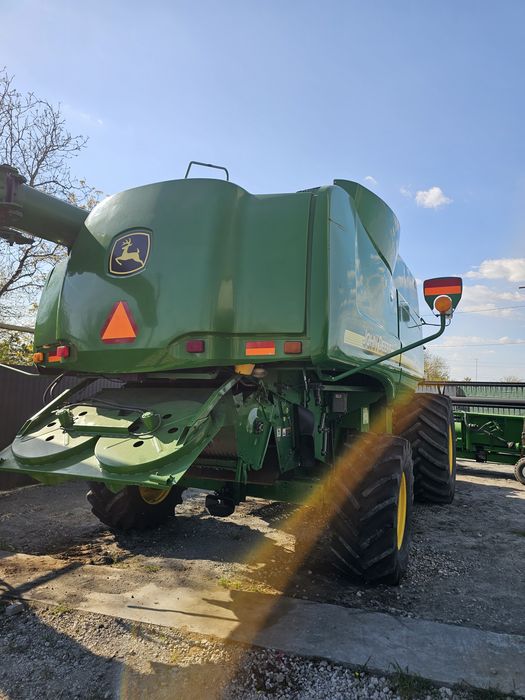 Продам комбаїн Джондир в гарному стані.