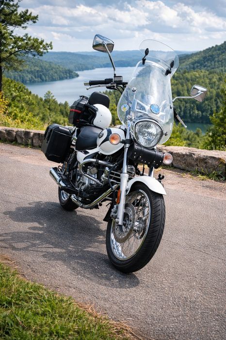 Продам мотоцикл Bajaj Avenger