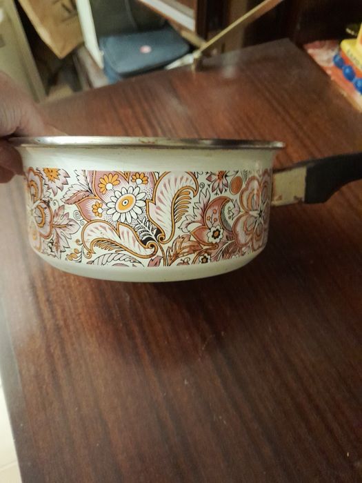 Caçarola de esmalte vintage