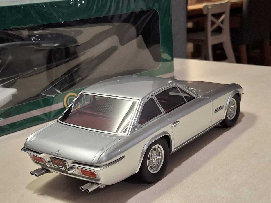 1968 Lamborghini Islero silver Cult Scale Models CML104-1 1/18