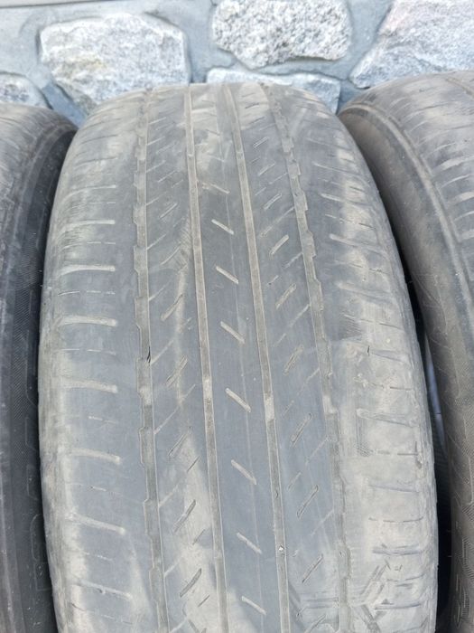 Продам резину Bridgestone Dueler H/P Sport 225/55 R18 98V