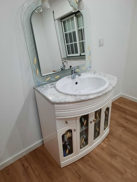 Movel de casa de banho