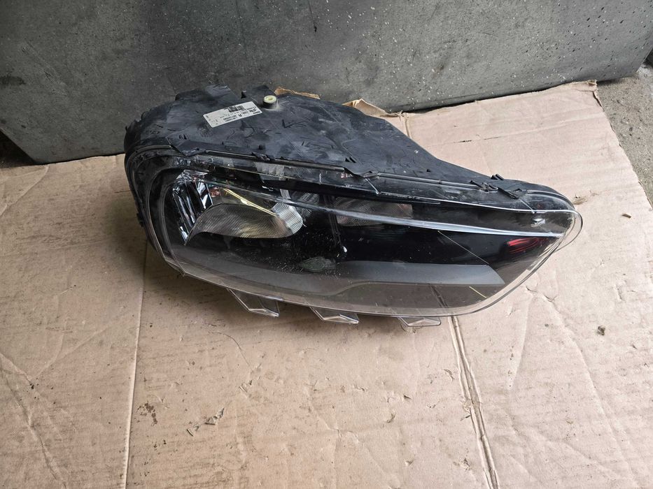 lampa przód Citroen C4 Cactus lift