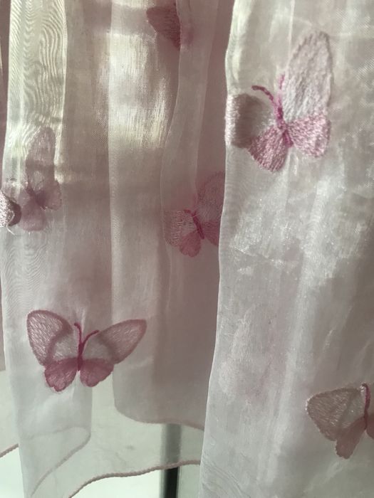 Sprzedam  elegancką suknie rozm 110 + gratis
