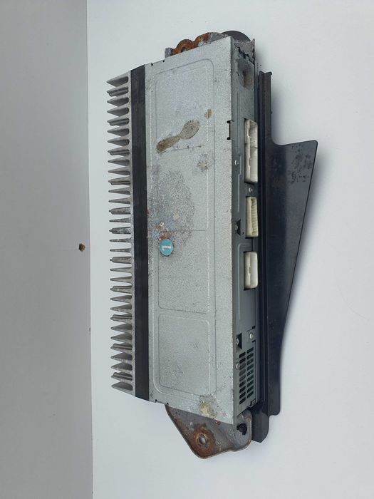 LEXUS IS220 IS250 wzmacniacz pioneer 06-12