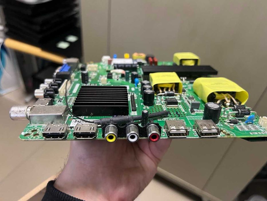 HK.T.RT2831P838 нова плата для телевізору Bravis LED-49E6000