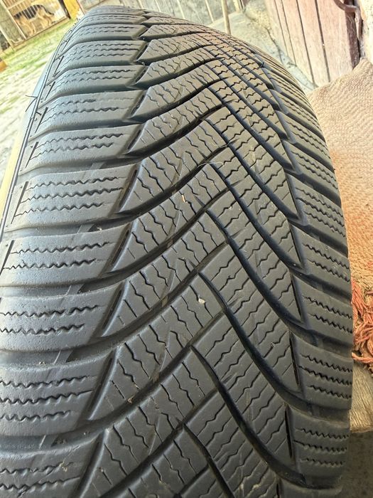 Колеса R15 215 70, 5x114,3 dia 67.1