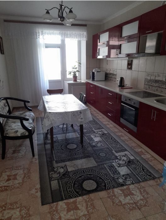 Здам чудову 2к.кв/Водопровідна/скважина/соняч панелі/закритий двір