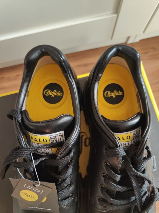 Buty Buffalo Aspha CLS 41 niskie glany vegan