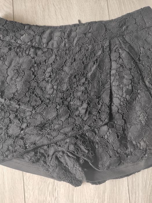 Koronkowe spodenki xs