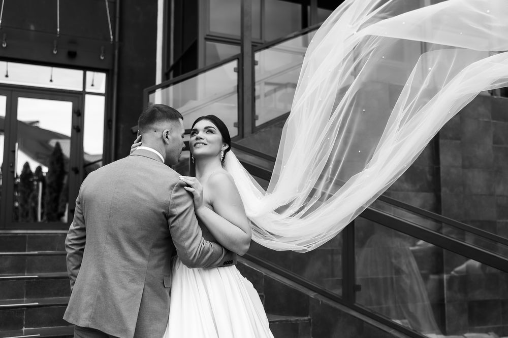 Продам трендову весільну сукню 2025-2026 року