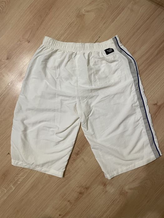 Білі шорти Nike