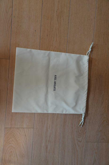 Axel Arigato worek przeciewkurzowy