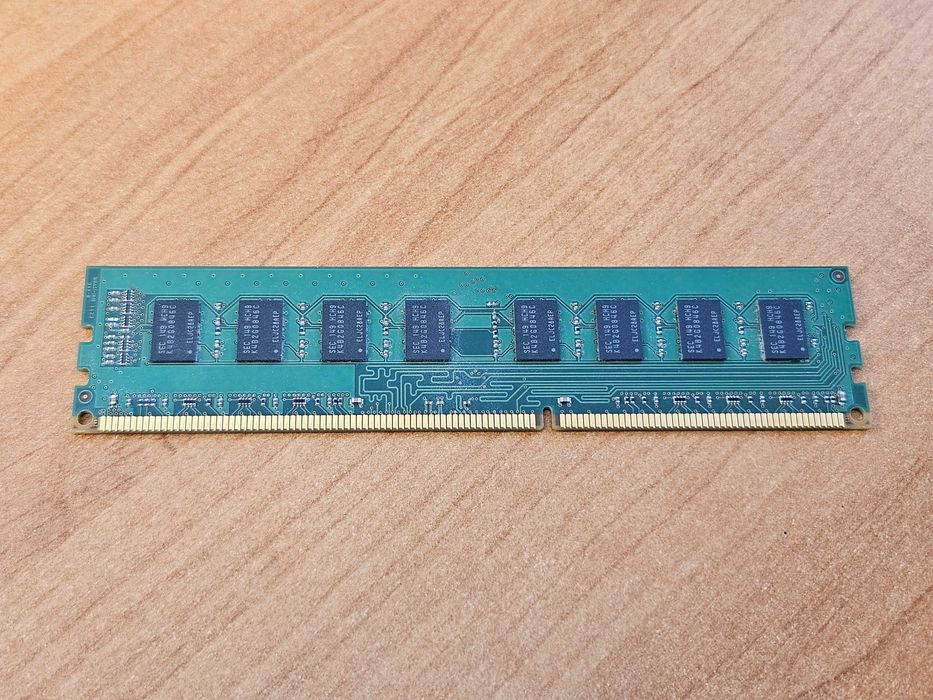 SAMSUNG 8 GB (2x4 GB) DDR3 1333MHz PC3-10600U RAM