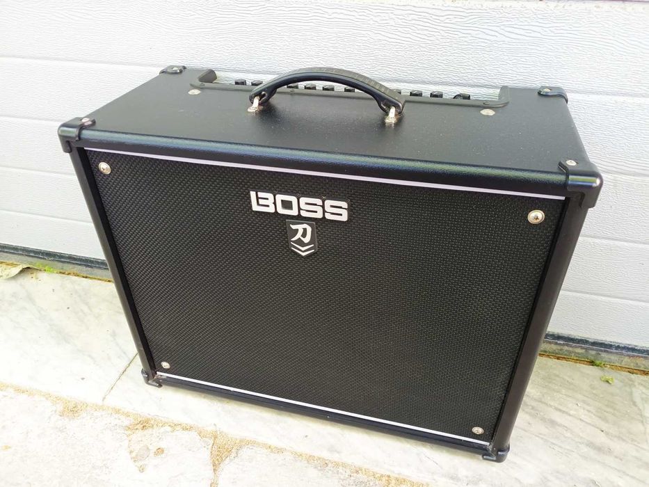 Boss Katana 100 MKII + Footswitch GA-FC