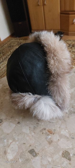 Молодёжная меховая шапка с кожаным .верхом модель АВИАТОР