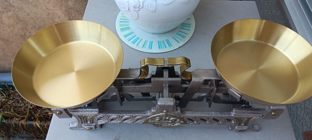 Balança Antiga de 2 kg, Restaurada