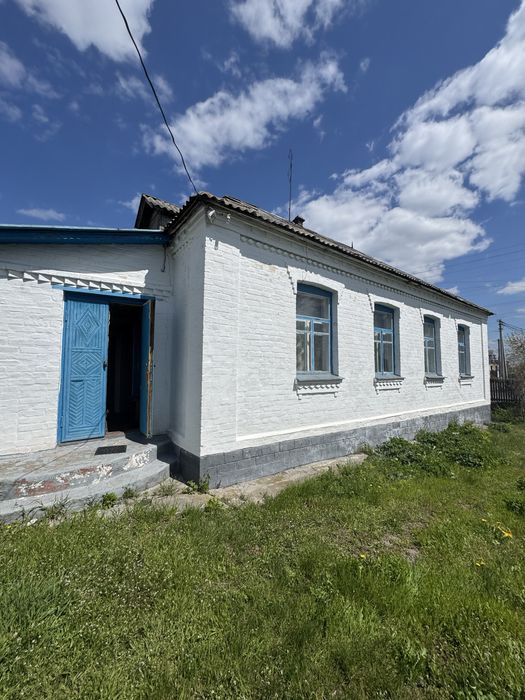 Продам будинок смт.Рокитне Держ.Програми та Сертифікати