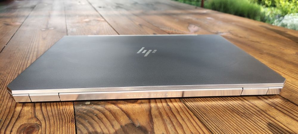 HP  z-book studio g5 i7-8750h+8Gb+256Gb m.2