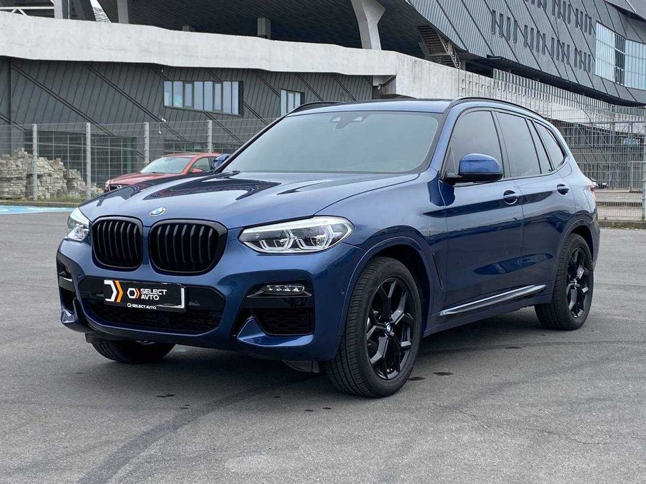 BMW     X3  2019