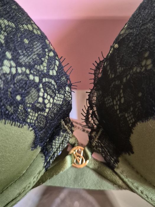 Victoria's secret комплект белья 32В./ХS,S