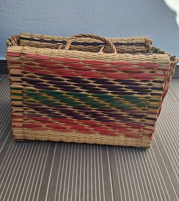 Vende-se Cesta de Junco Tradicional