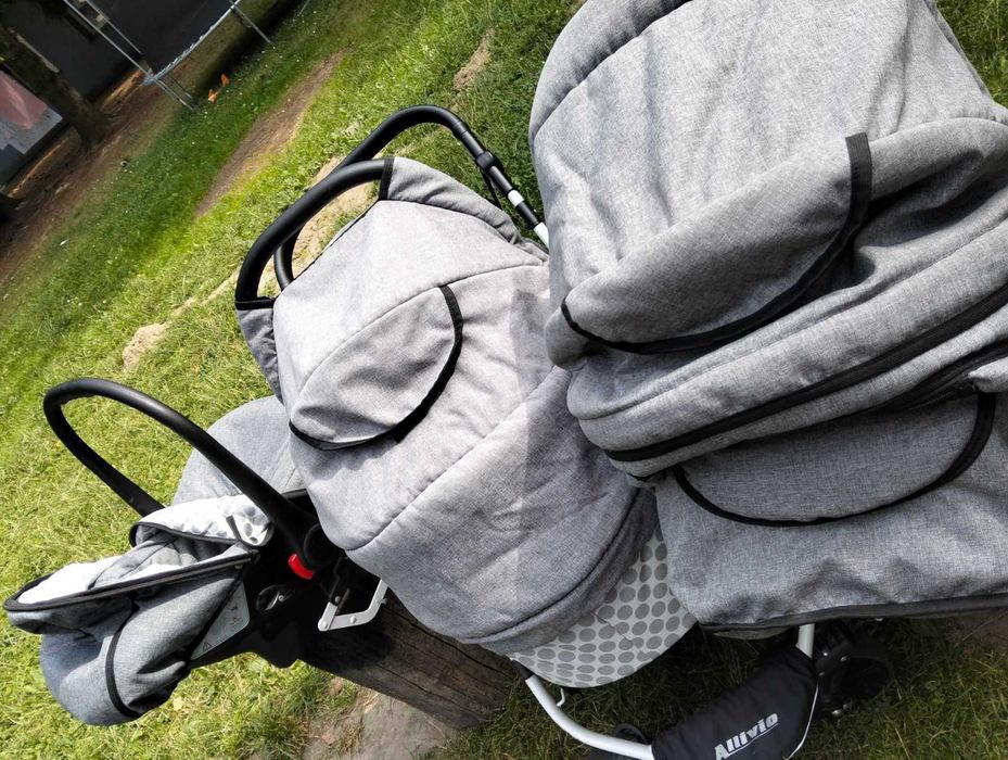 Wózek dla dziecka 3 w 1