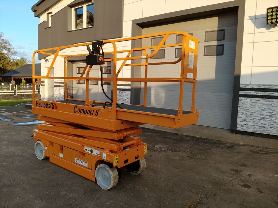 Zwyżka nożycowy Haulotte Compact 8