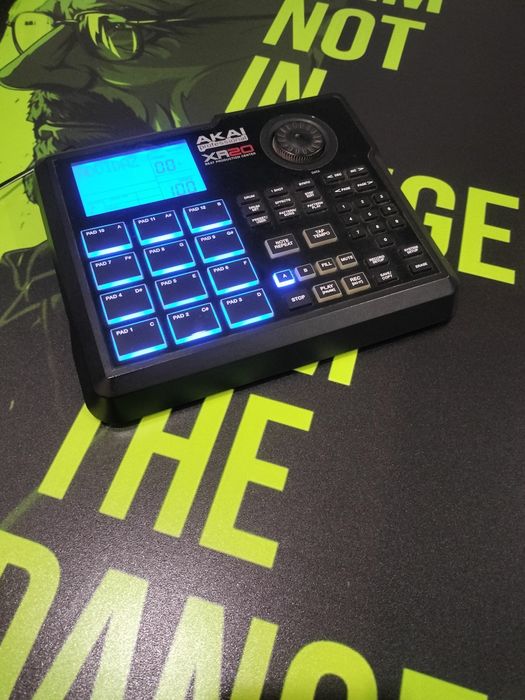 Akai cx de ritmos hip hop finger beat