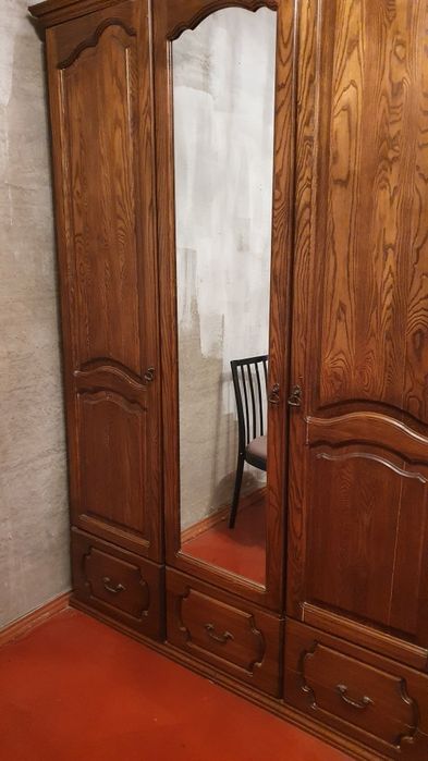 2комн кв газовая плита! Метро Индустриальная  сертификаты можно