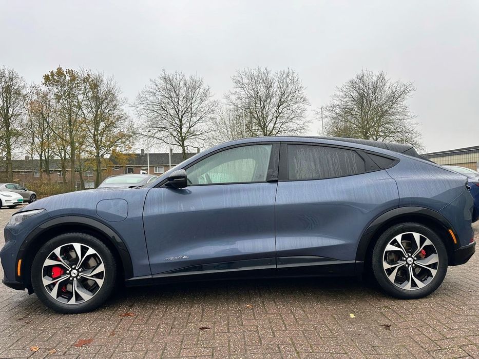 Mustang Mach E 75kwh 264cvs AWD premium