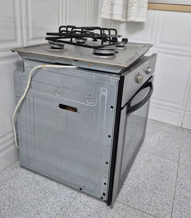 Forno elétrico e/ou Fogão a gás