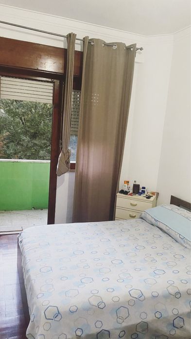 Quarto para arrendar