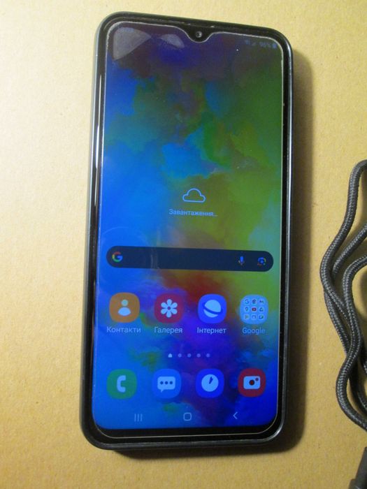 Смартфон Samsung Galaxy M20 4/64GB, дві SIM-картки, не новий, робочий