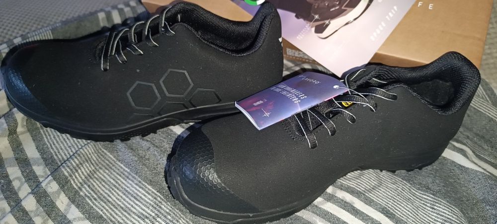 Botas de proteção n 40 novas