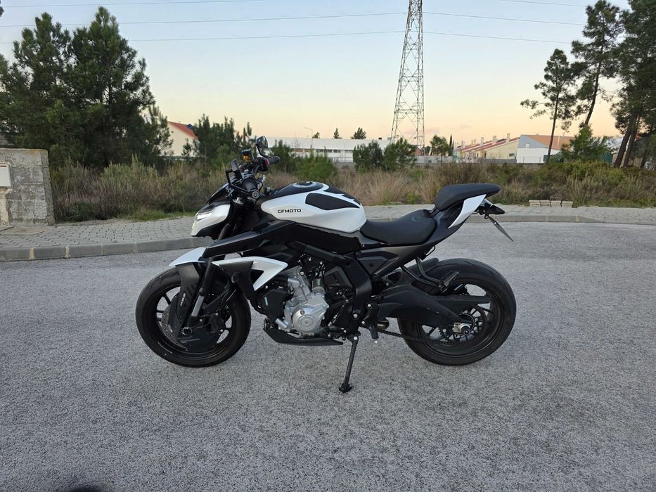 CF MOTO 675 NK - 1863KM