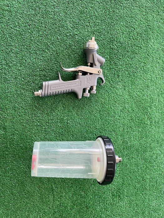 Pistola de pintura Anest Iwata Air Gunsa AZ3 HTE