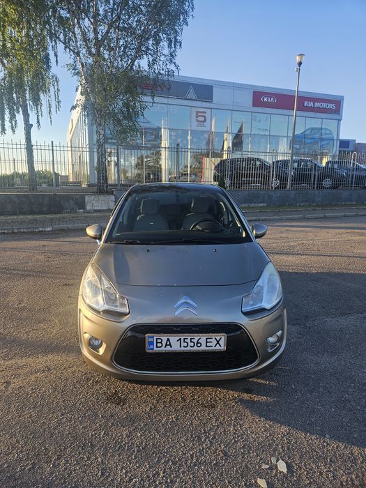 Продам Citroen C3 2010 1.6AT