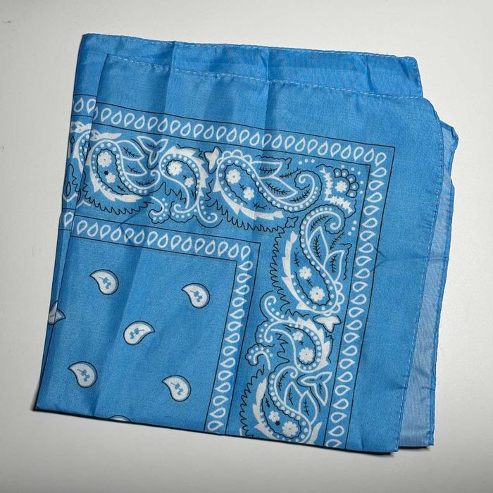 Błękitna bandana duża Gang Aztecas GTA 5 V USA