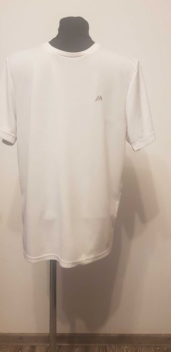T-shirt marki Martes- rozmiar M
