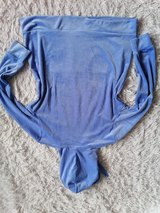 Wiosenna bluza damska błękitna welurowa kaptur ML