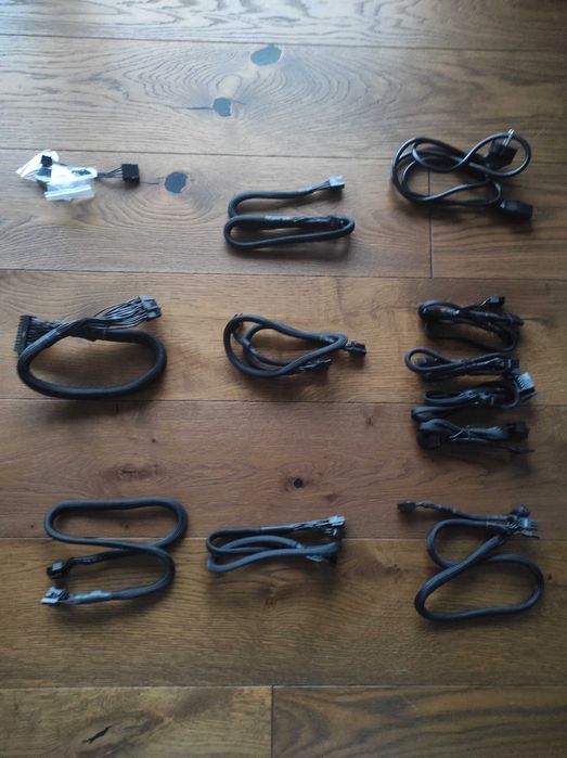 Zasilacz z okablowaniem EVGA SuperNOVA 850W P2 80 Plus Platinum