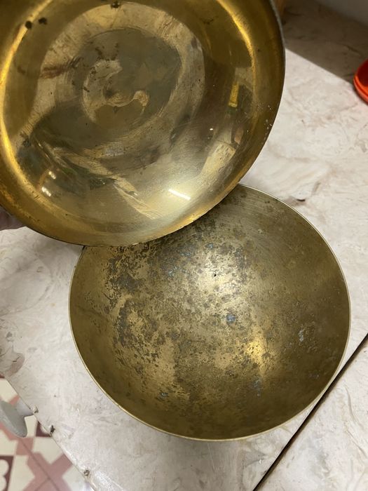 Taça /caixa com tampa de metal Vintage