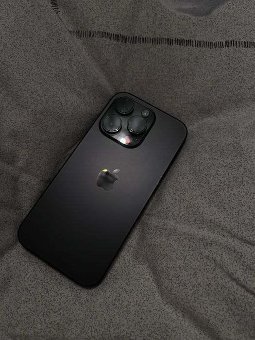 iPhone 16 Pro Max Preto – 6 Meses de Uso | Ainda na Garantia [ APENAS HJ 700€ ]