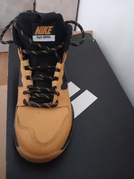 Buty zimowe chłopięce Nike H2O Repel r. 30