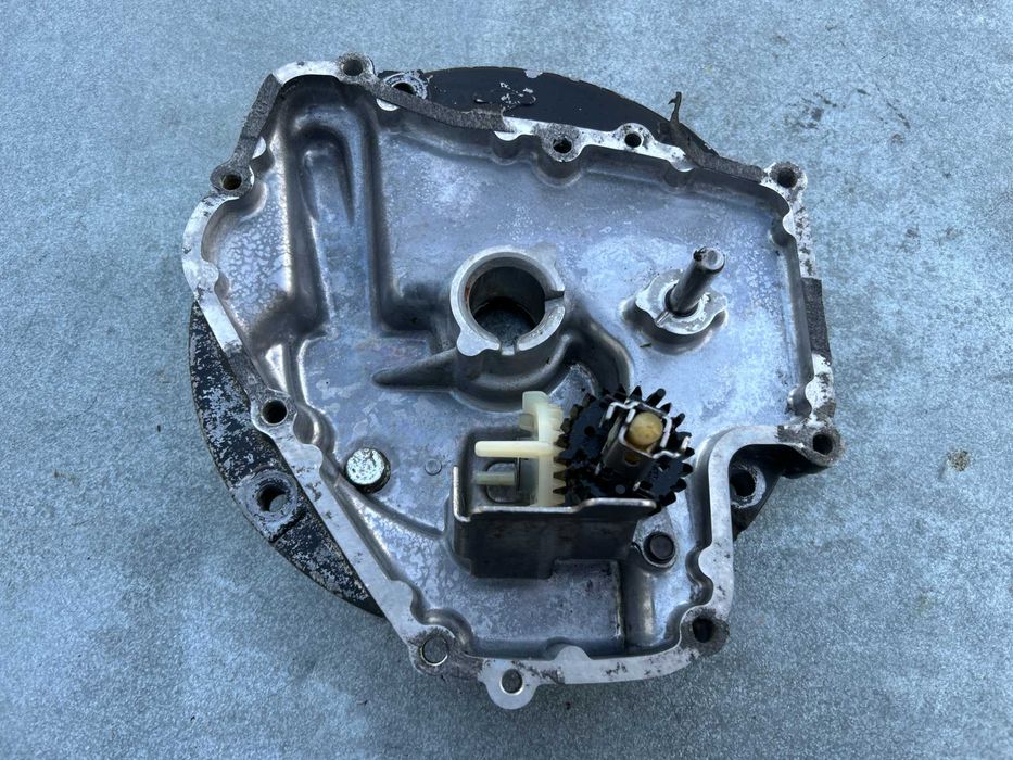 Miska olejowa uszczelka Briggs Stratton DOV 700 750E 775EX IS 775PXI