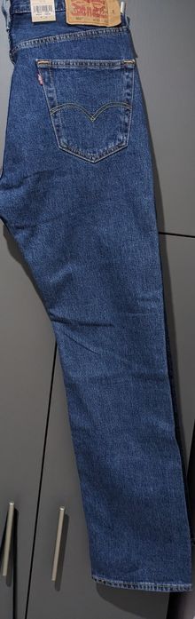 Продам Levis 501 W33 L 32 и  Levis 505 W33 L 32