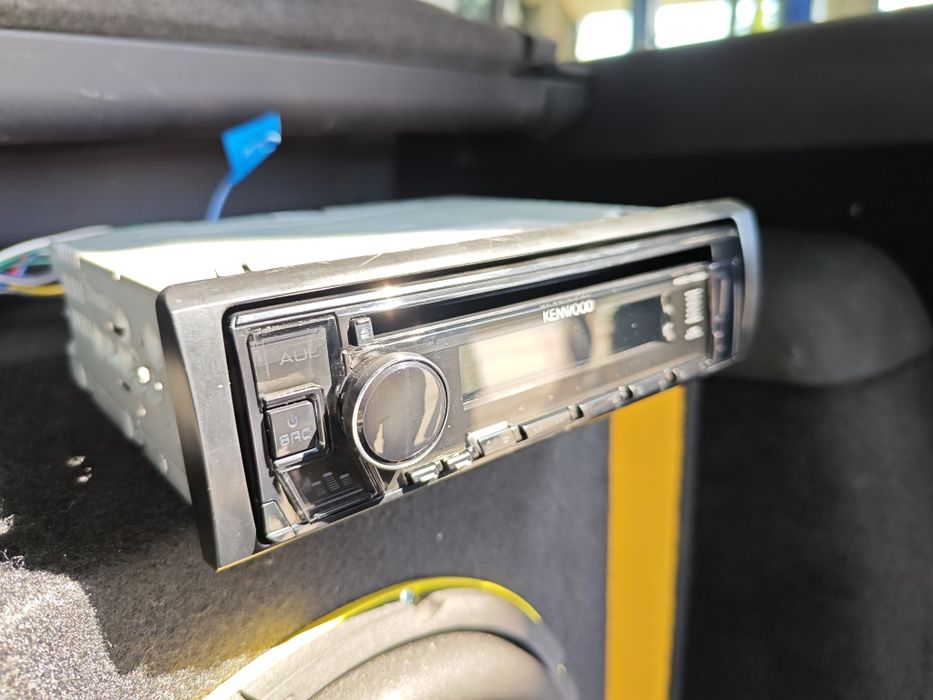 Radio Kenwood KDC-130UR CD/USB/AUX