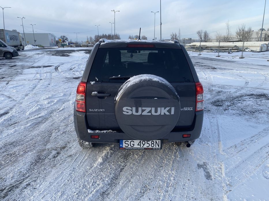 Suzuki Grand Vitara 2.4B 2011rok
