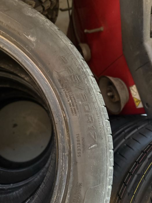 Vendo 4 pnues goodyear RFT 225/50R17